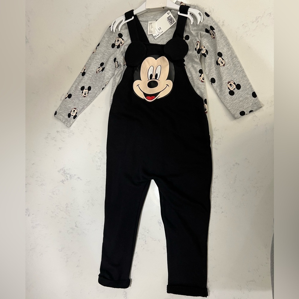 H&M kids mickey mouse themed Jumper